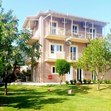 Elias Apartments نيدري المظهر الخارجي الصورة