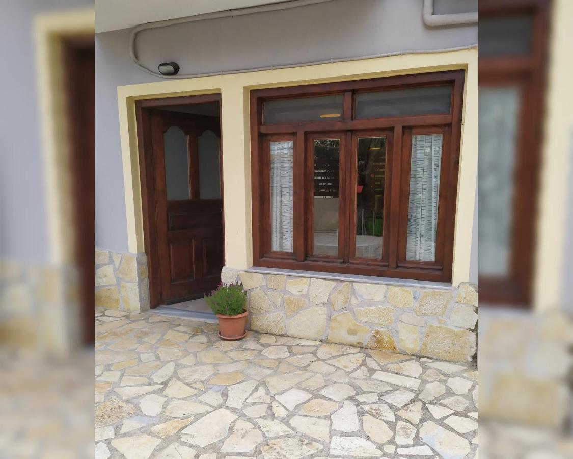 Elias Apartments نيدري المظهر الخارجي الصورة