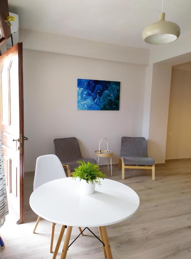 Elias Apartments نيدري المظهر الخارجي الصورة